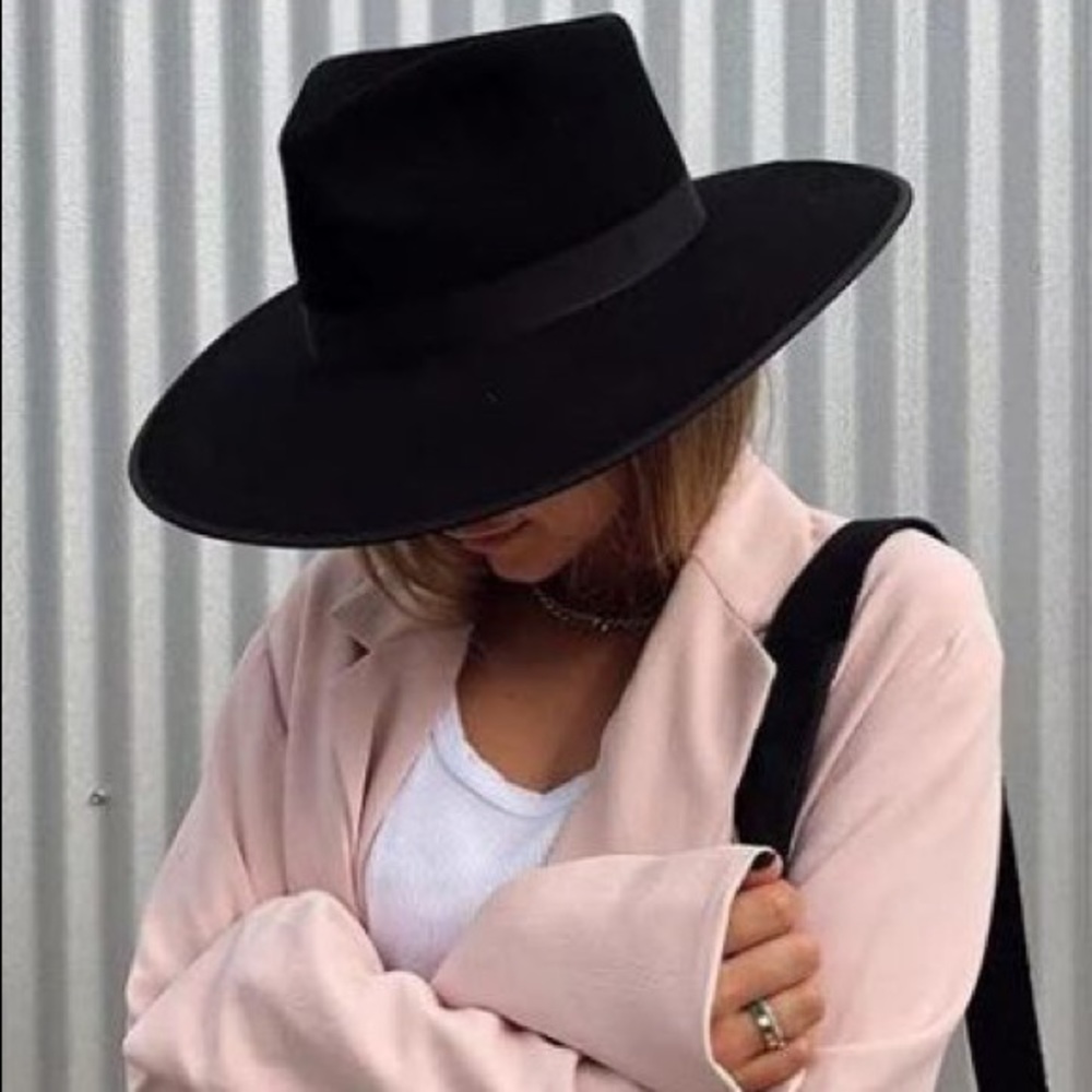 Lack of Color Noir Rancher Small